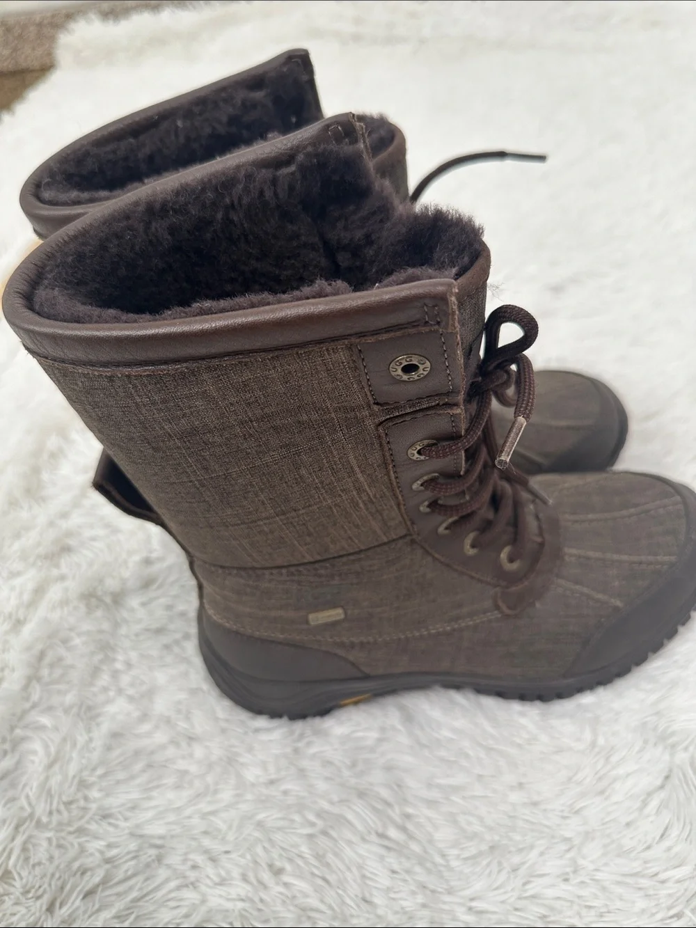 🦊 Ugg Adirondack Waterproof Winter Boots